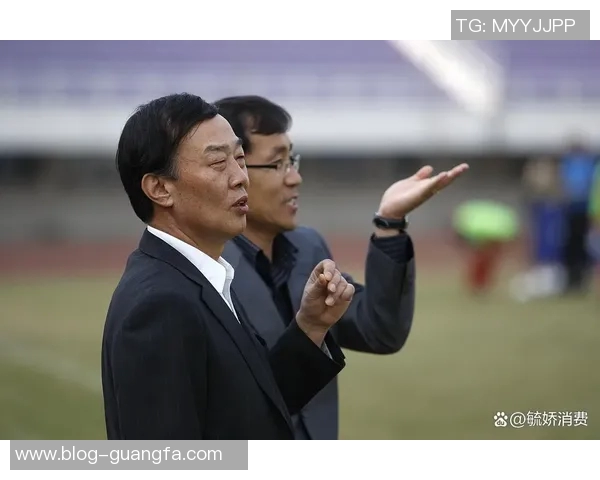 马德兴称国足迪拜基地草坪优于海口多家欧洲俱乐部选择此地冬训